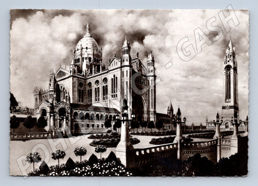 Pohlednice Francie Lisieux Bazilika panorama (M31963)