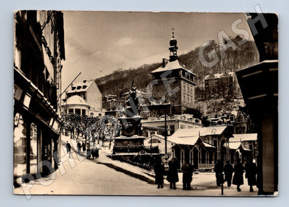 Pohlednice Karlovy Vary Tržní kolonáda se zámeckou věží (M32104)