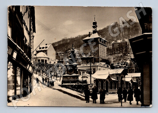 Pohlednice Karlovy Vary Tržní kolonáda se zámeckou věží (M32104)