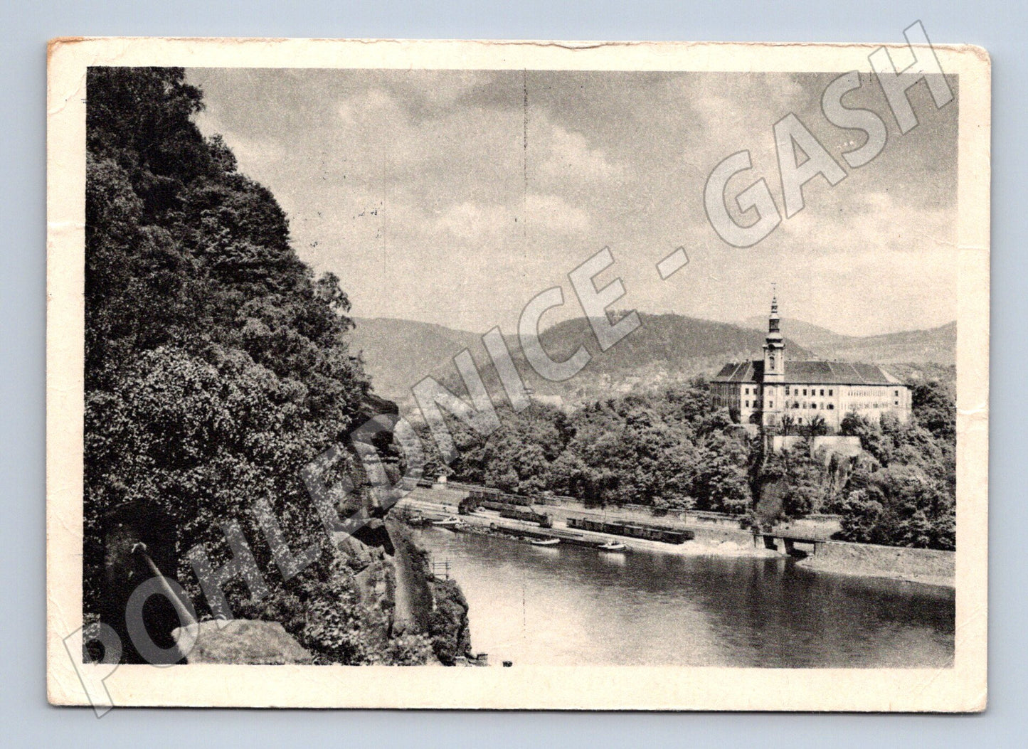 Pohlednice Děčín zámek Labe 1947 (M32108)