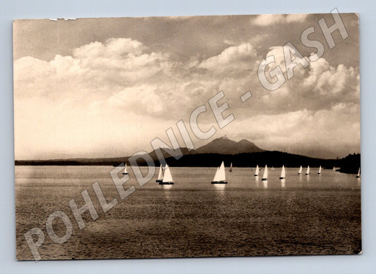Pohlednice Máchovo jezero lodě Bezděz 1957 (M32112)