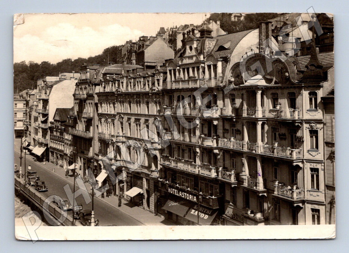 Pohlednice Karlovy Vary Křižová ulice Hotel Astoria 1939 (M32139)