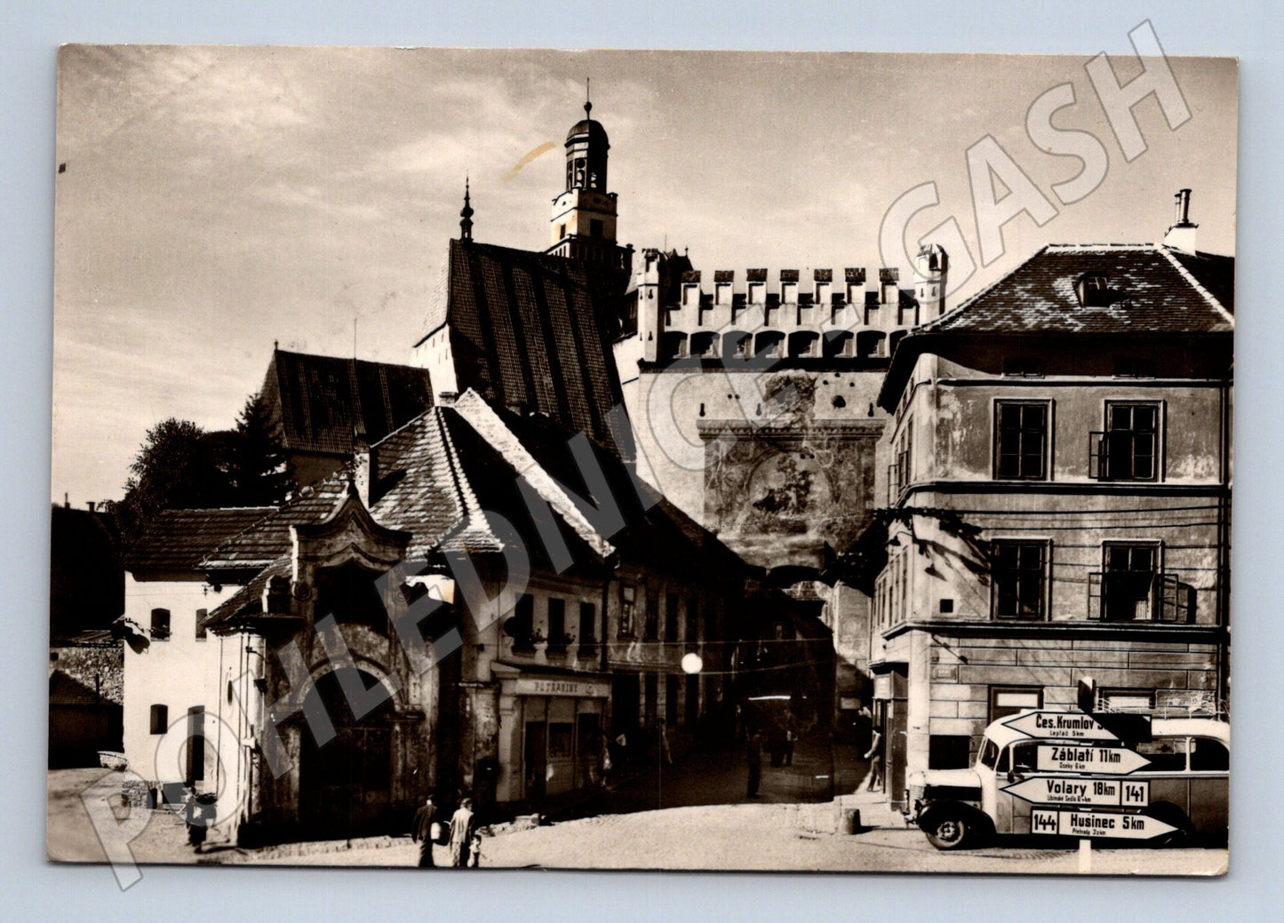 Pohlednice Prachatice Dolní brána a náměstí po 1945 (M32179)