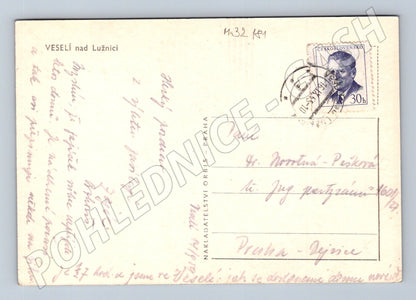 Pohlednice Veselí nad Lužnicí pohled s kostelem 1945 (M32181)