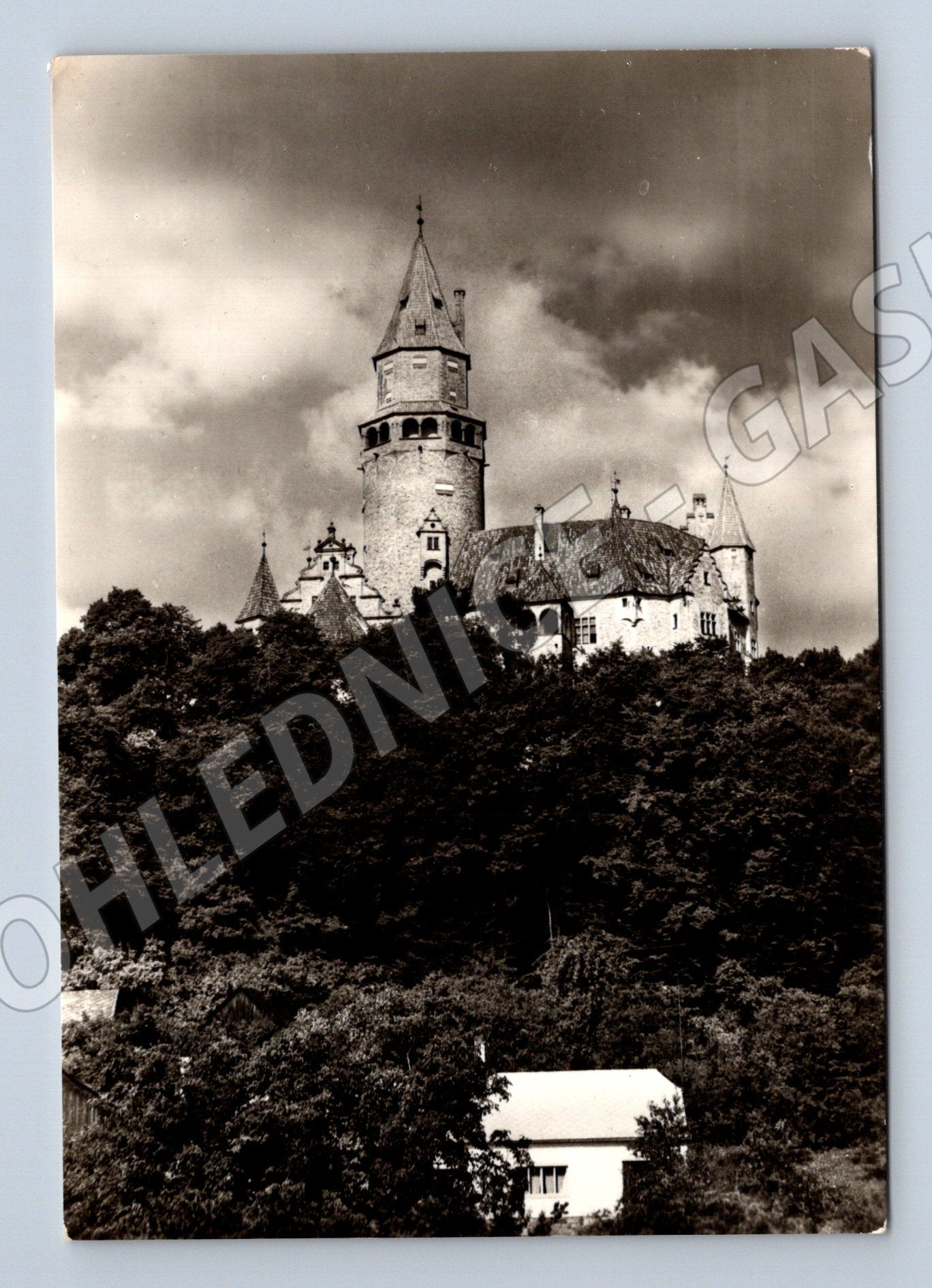 Pohlednice Bouzov Státní hrad (M32277)