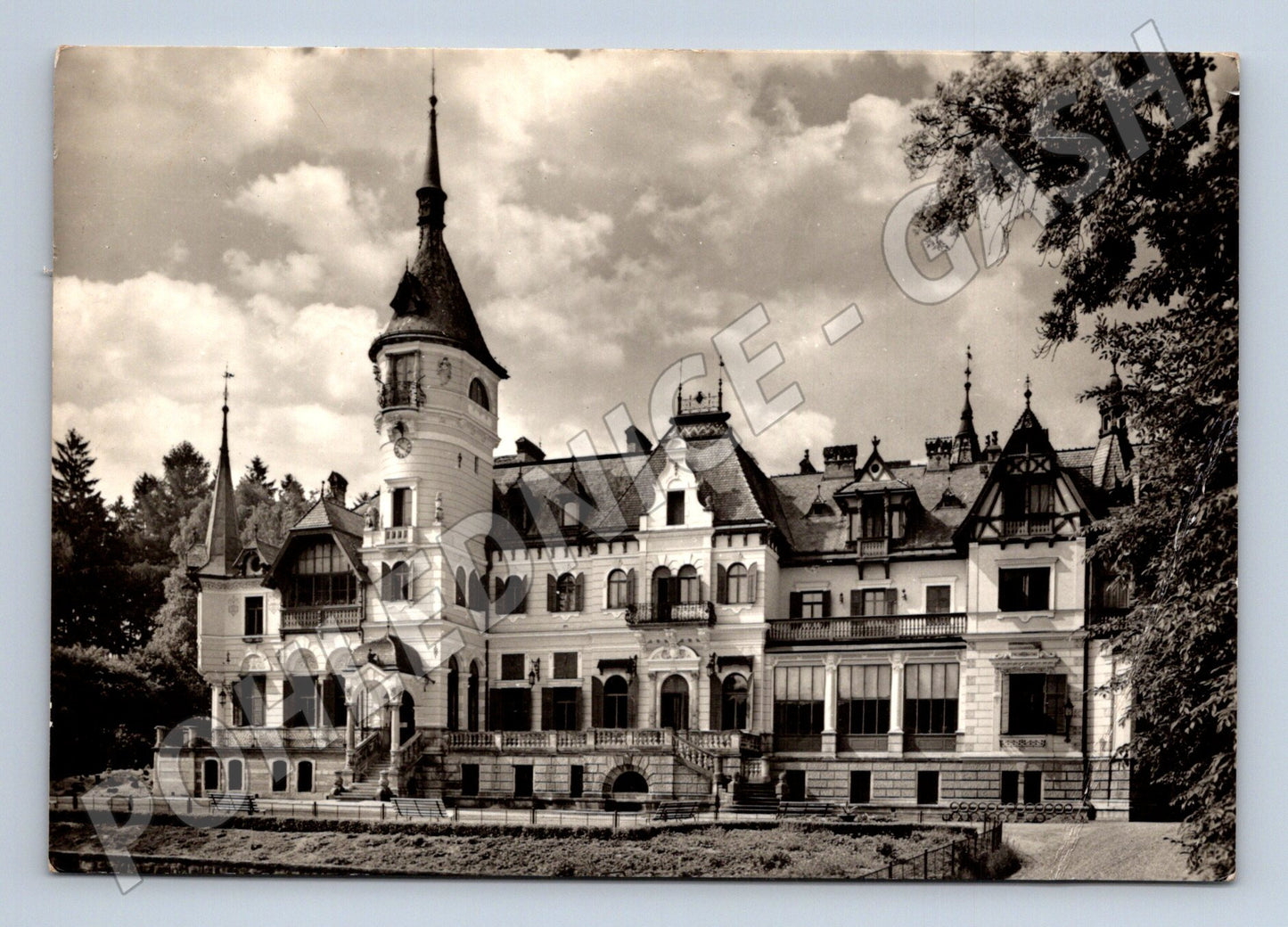 Pohlednice Lešná zámek u Gottwaldova (M32282)