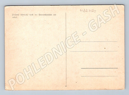 Pohlednice Praha Staroměstské náměstí zničený tank (M32460)