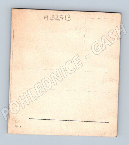 Pohlednice žena u stolu (M32713)