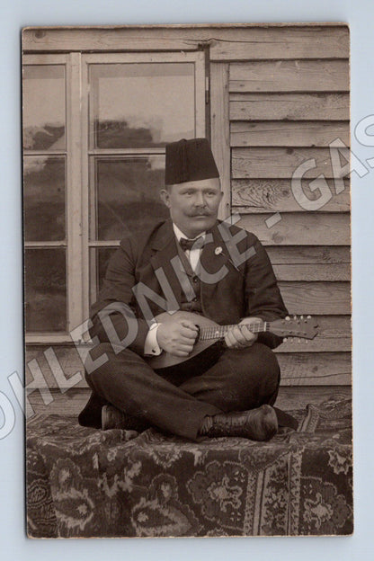 Pohlednice Bulharsko muž s mandolínou (M32718)