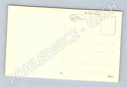 Pohlednice žena s kolem (M32732)