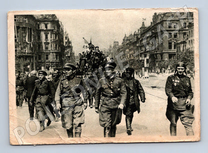 Pohlednice Praha Václavské náměstí ruské tanky 1968 (M32754)