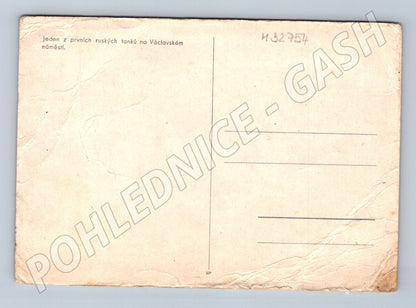 Pohlednice Praha Václavské náměstí ruské tanky 1968 (M32754)