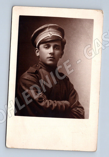 Stará fotografie mladý muž v uniformě (M32765)