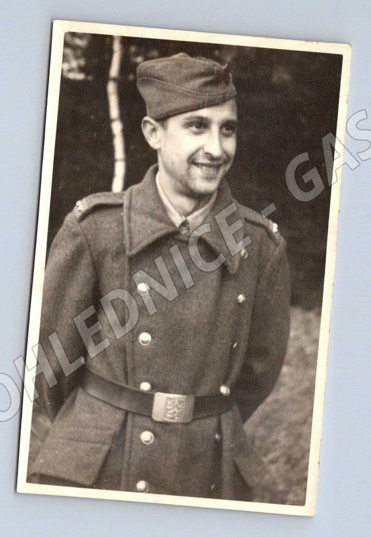 Pohlednice voják v uniformě (M32767)
