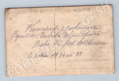 Stará fotografie Praha muži s psem v uniformě 1934-38 (M32775)