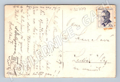 Pohlednice Litomyšl skupina osob před budovou 1939 (M32779)