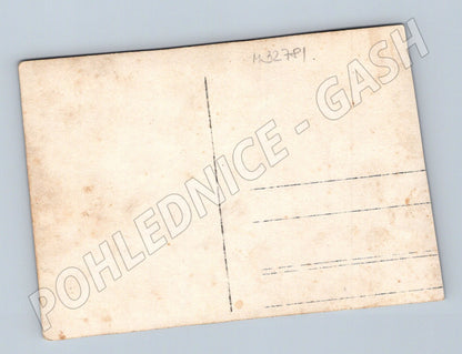 Pohlednice skupina mužů v oblecích a kloboucích (M32781)