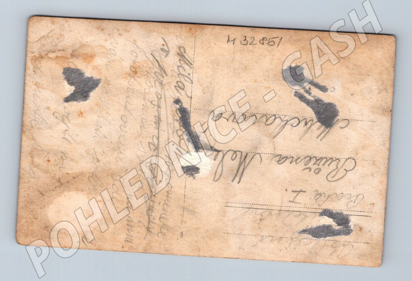 Pohlednice skupinové foto dětí a dospělého cca 1920 (M32851)