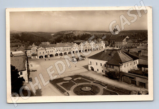 Pohlednice Nové Město nad Metují Husovo náměstí (M32949)