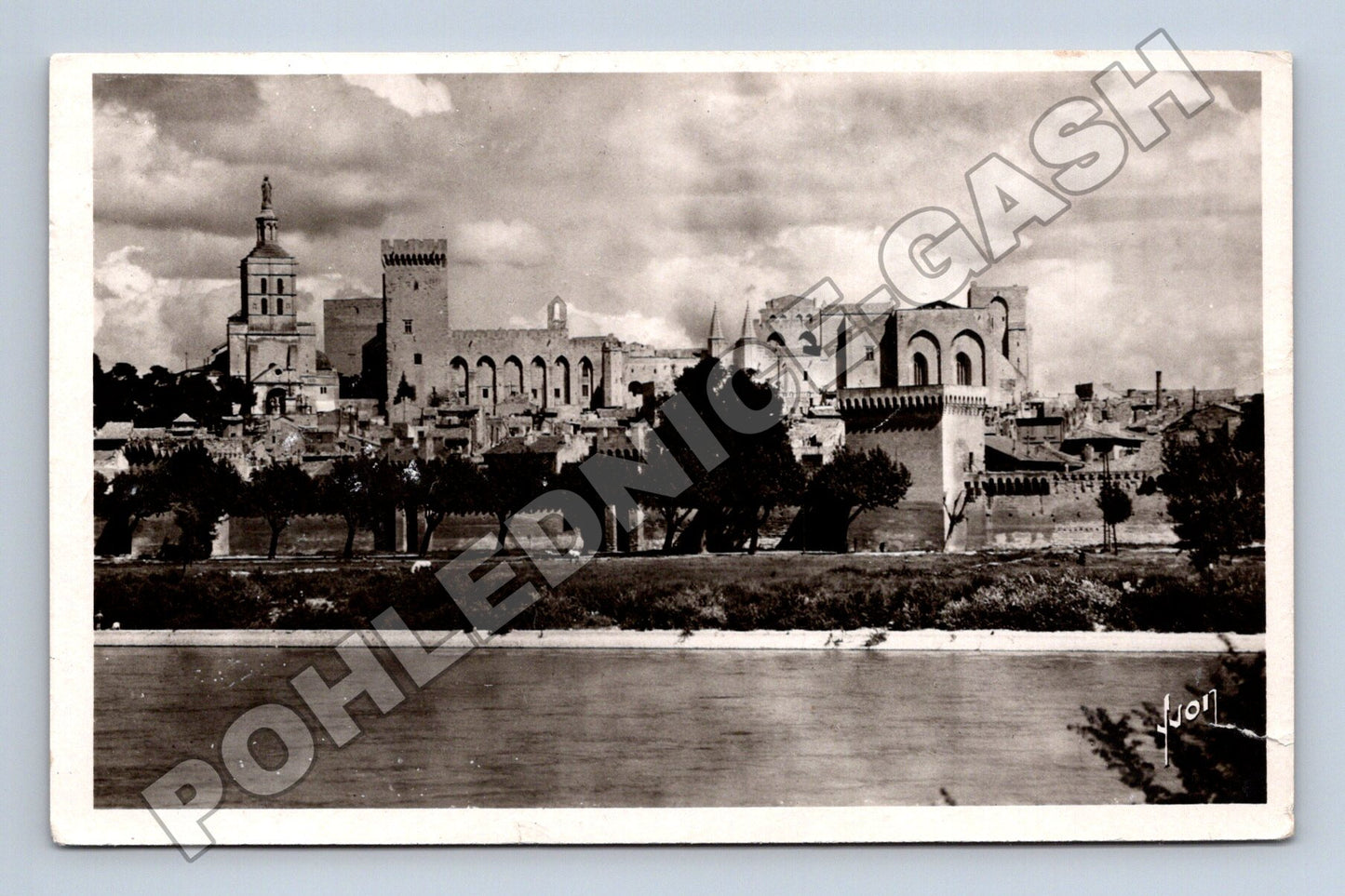 Pohlednice Francie Avignon Palais des Papes a Rhôna (M33099)