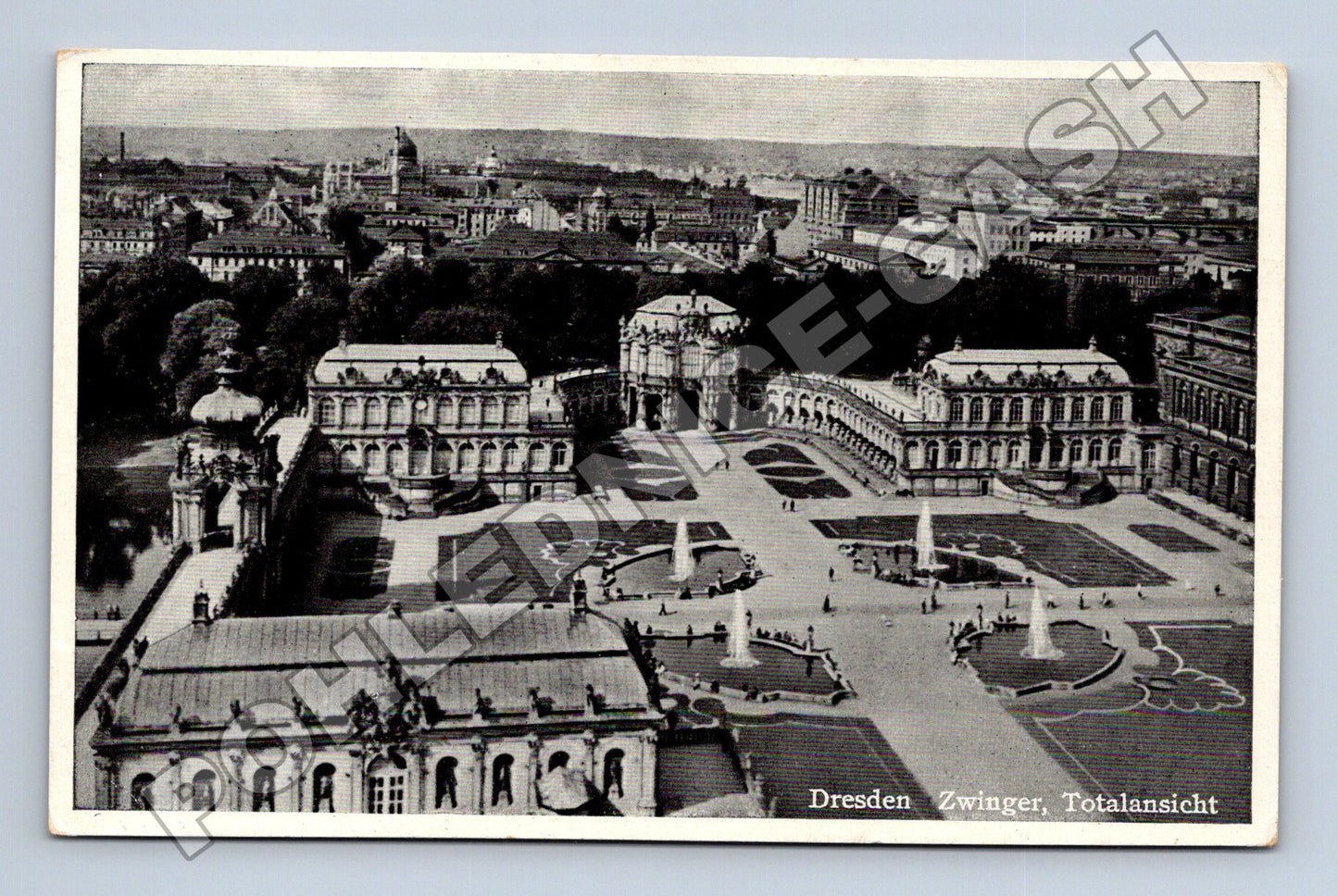 Pohlednice Německo Drážďany Zwinger celkový pohled (M33220)