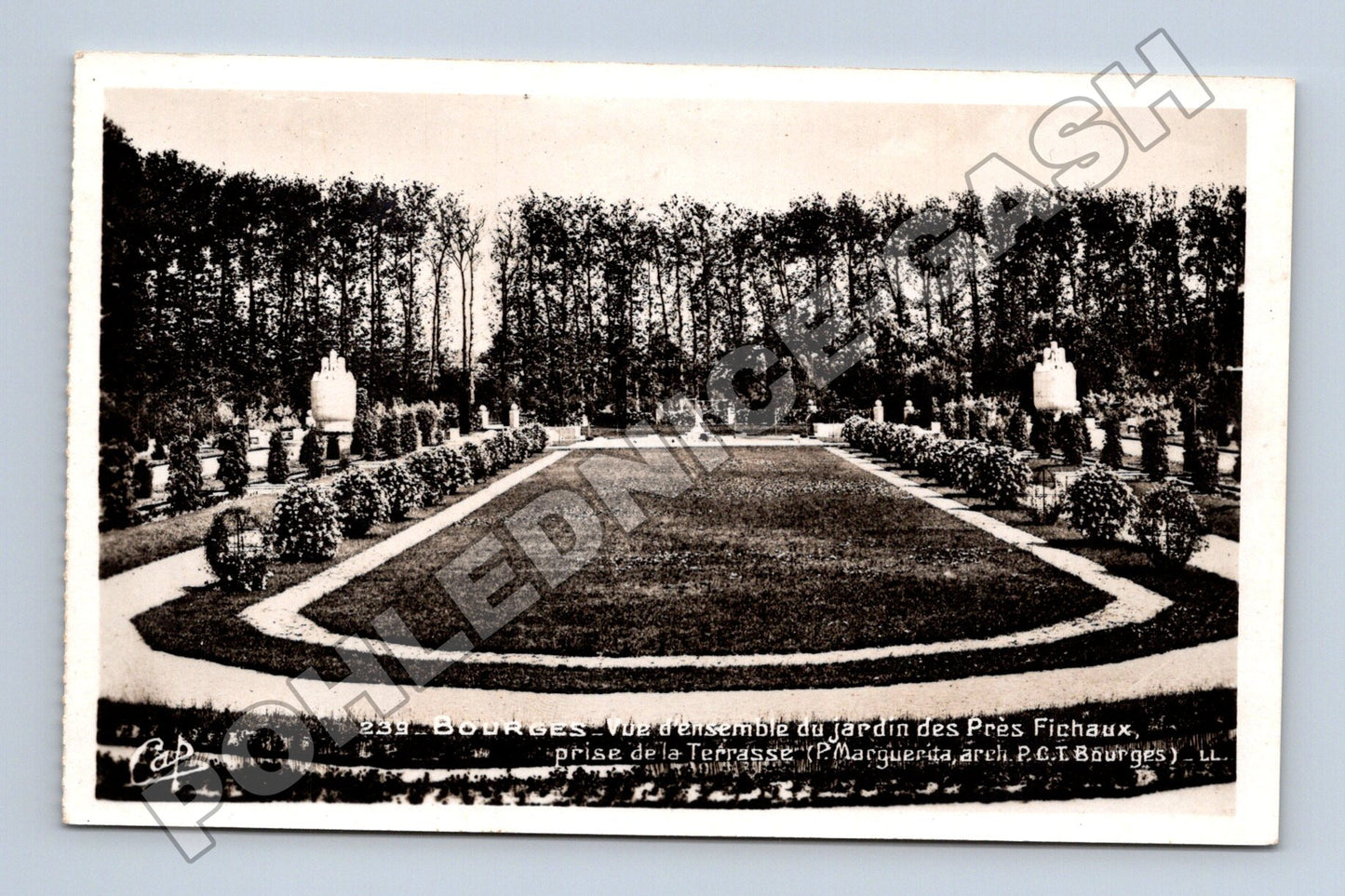 Pohlednice Francie Bourges Jardin des Près Fichaux (M33285)