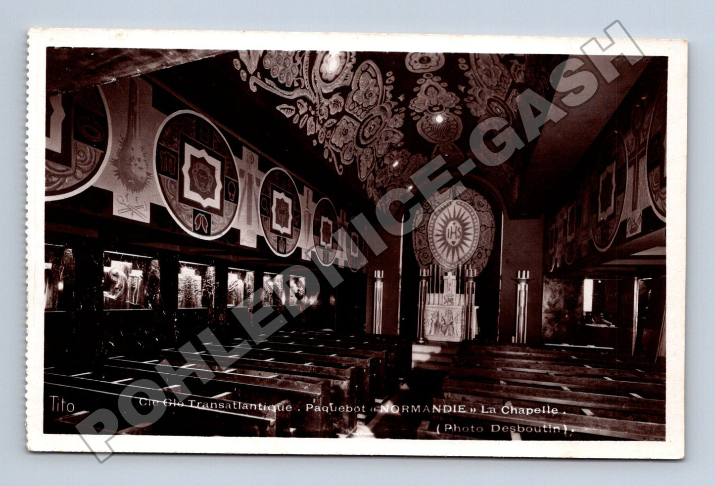 Pohlednice Francie Paquebot Normandie kaple (M33293)