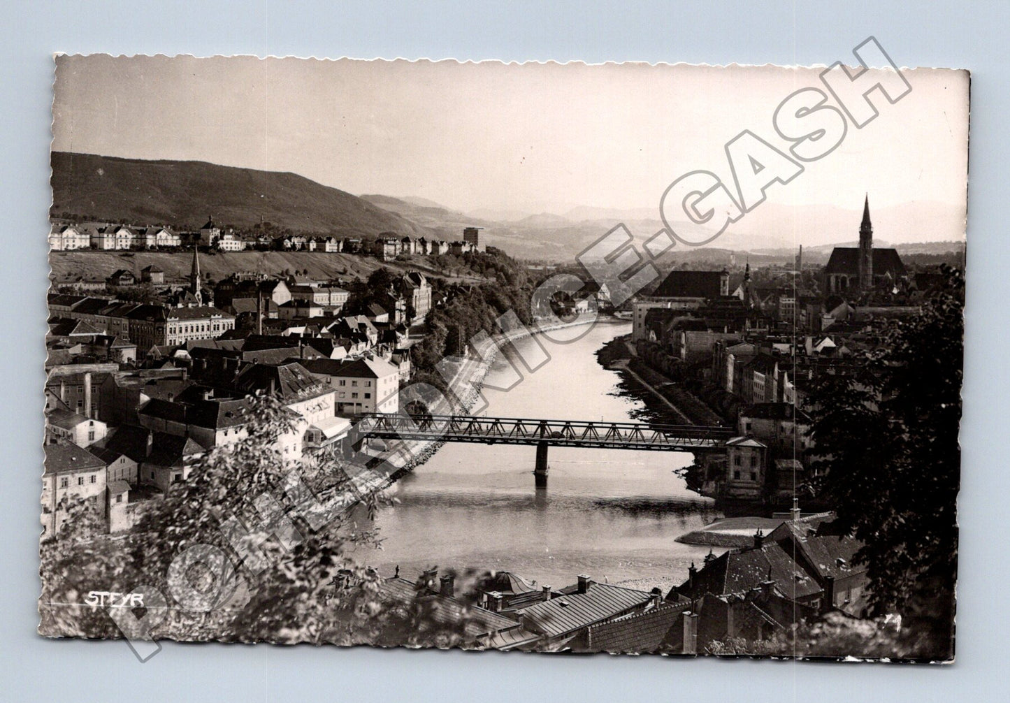 Pohlednice Rakousko Steyr panorama města s mostem (M33303)