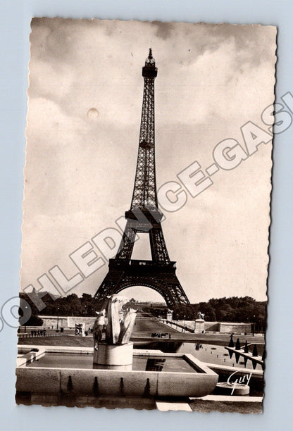 Pohlednice Francie Eiffelova věž 1944 (M33372)