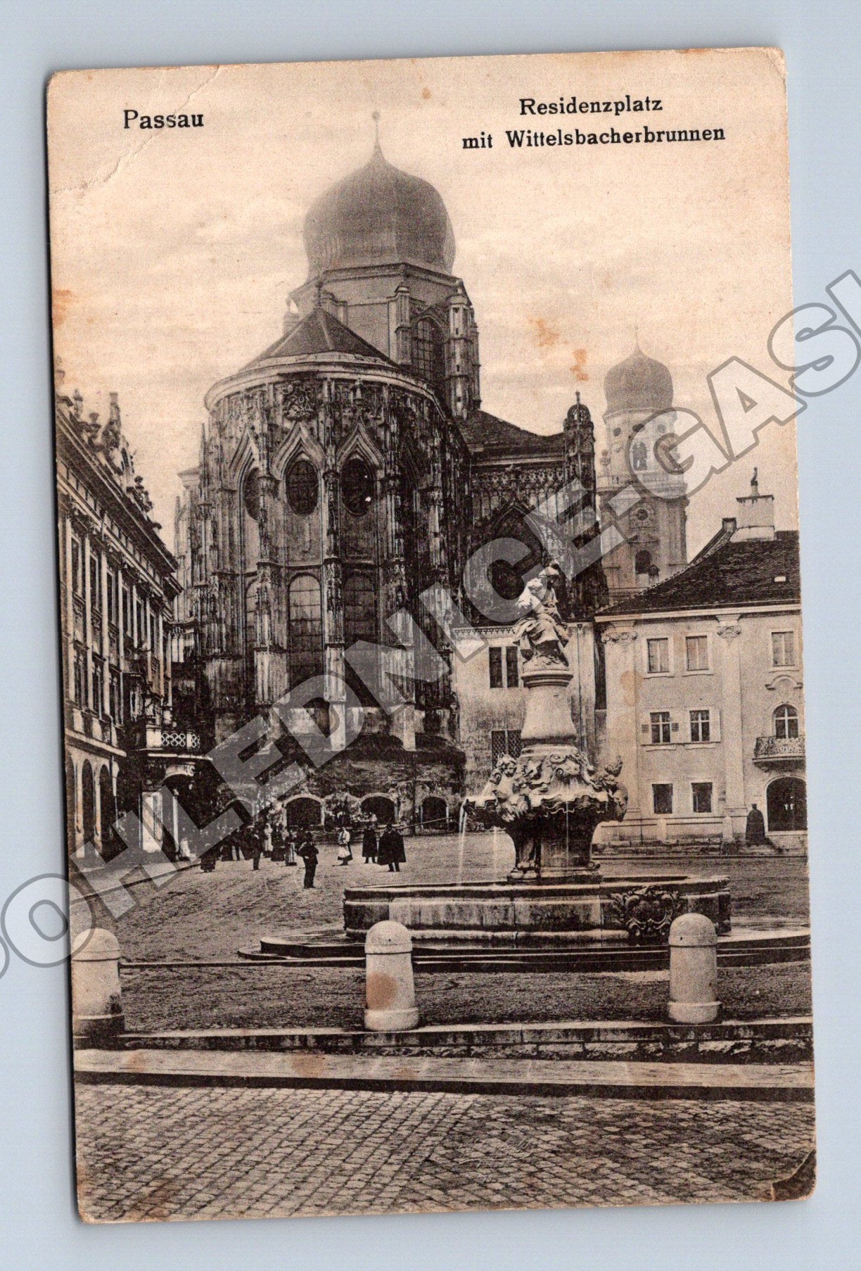 Pohlednice Německo Passau Residenzplatz Wittelsbachbrunnen (M33421)