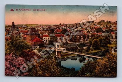 Pohlednice Francie Charleville celkový pohled (M33490)