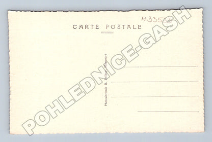 Pohlednice Francie Dijon Place d'Armes (M33533)
