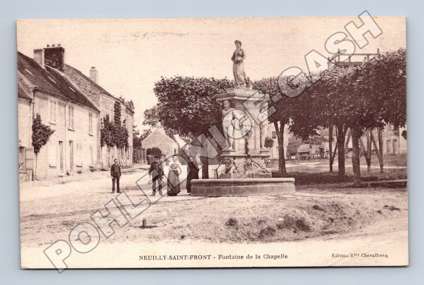 Pohlednice Francie Neuilly-Saint-Front fontána (M33650)