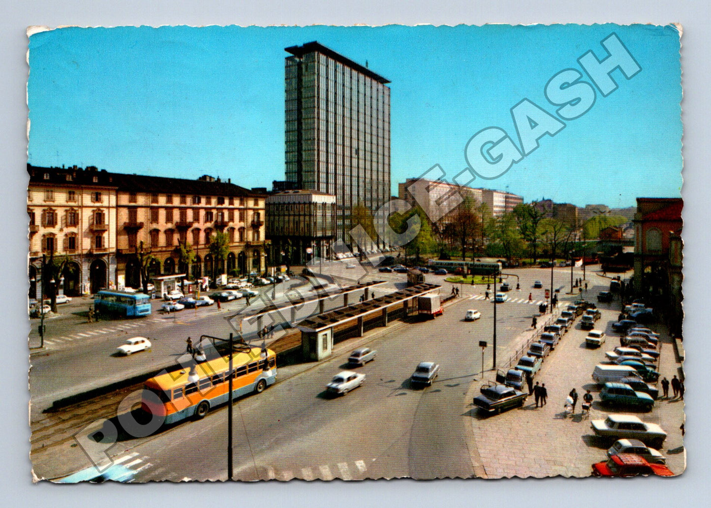 Pohlednice Itálie Turín Palazzo RAI tramvaje 1968 (M33922)