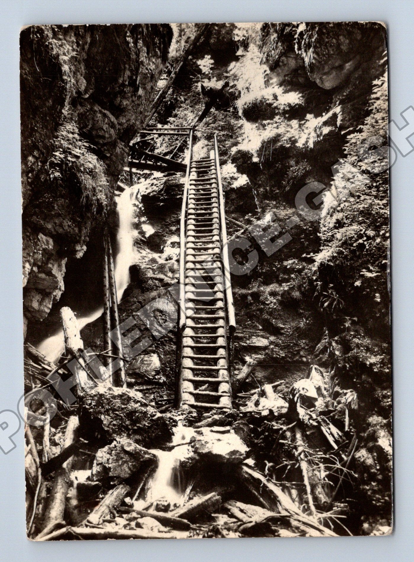 Pohlednice Slovensko Slovenský raj Veľký Sokol 1970 (M34148)
