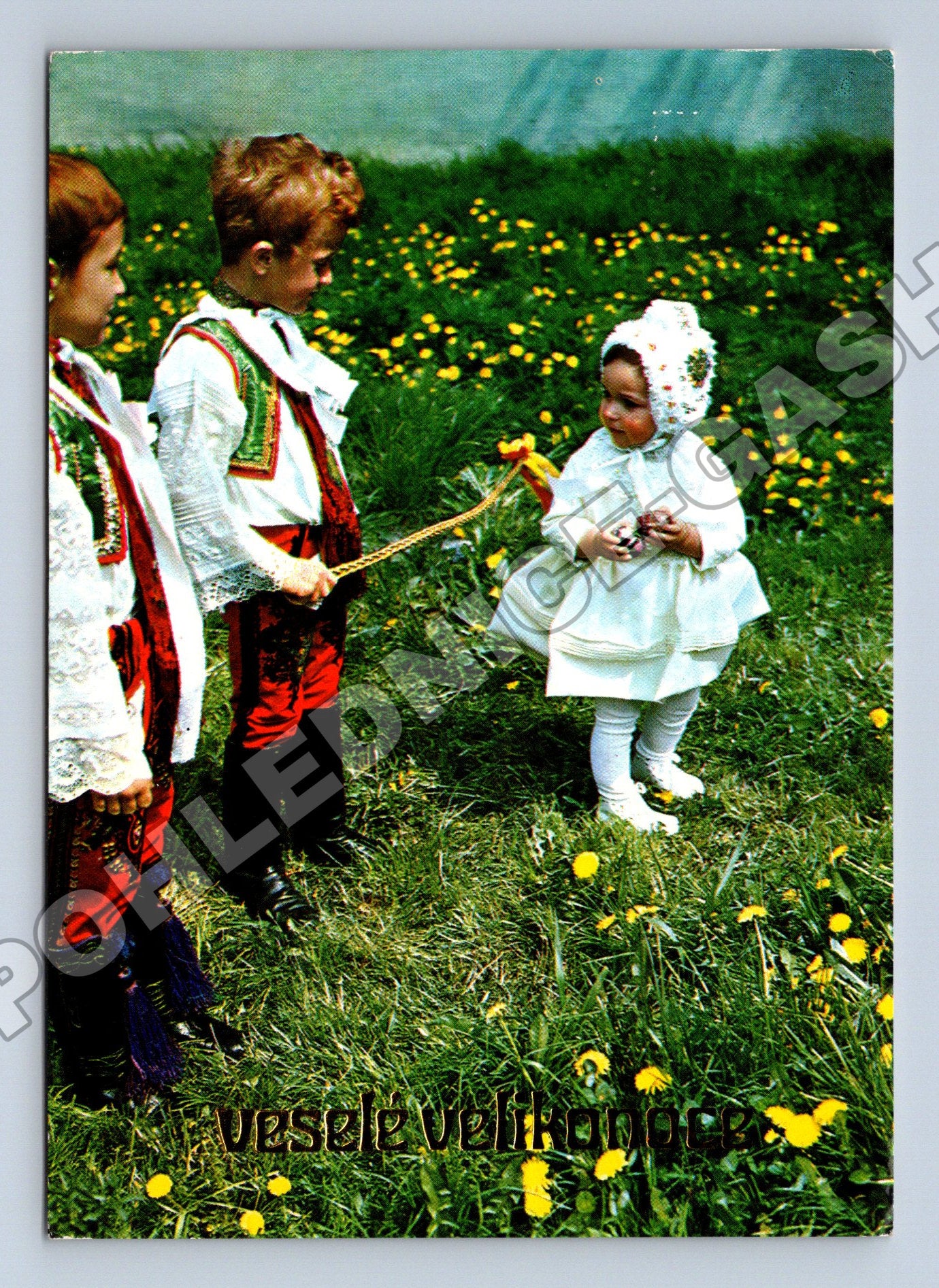 Pohlednice Veselé Velikonoce děti v krojích (M34160)