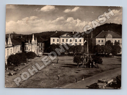 Pohlednice Stříbro náměstí s kašnou (M34263)