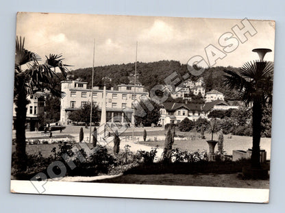 Pohlednice Luhačovice lázně park hotel 1933 (M34287)