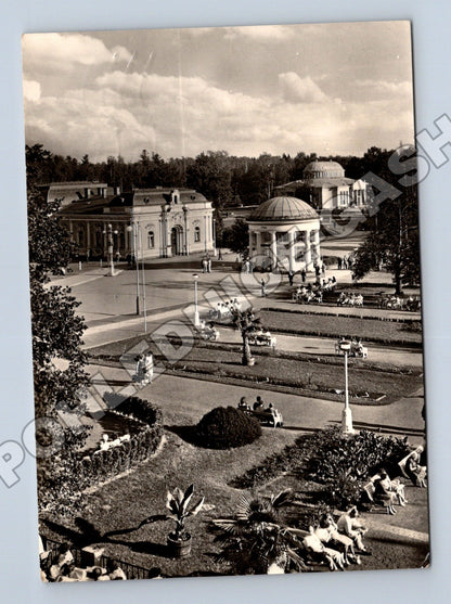 Pohlednice Františkovy Lázně park s budovami 1958 (M34292)