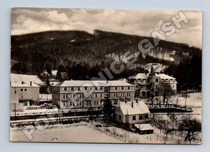 Pohlednice Luhačovice Zotavovna ROH a Augustiánský dům 1964 (M34327)
