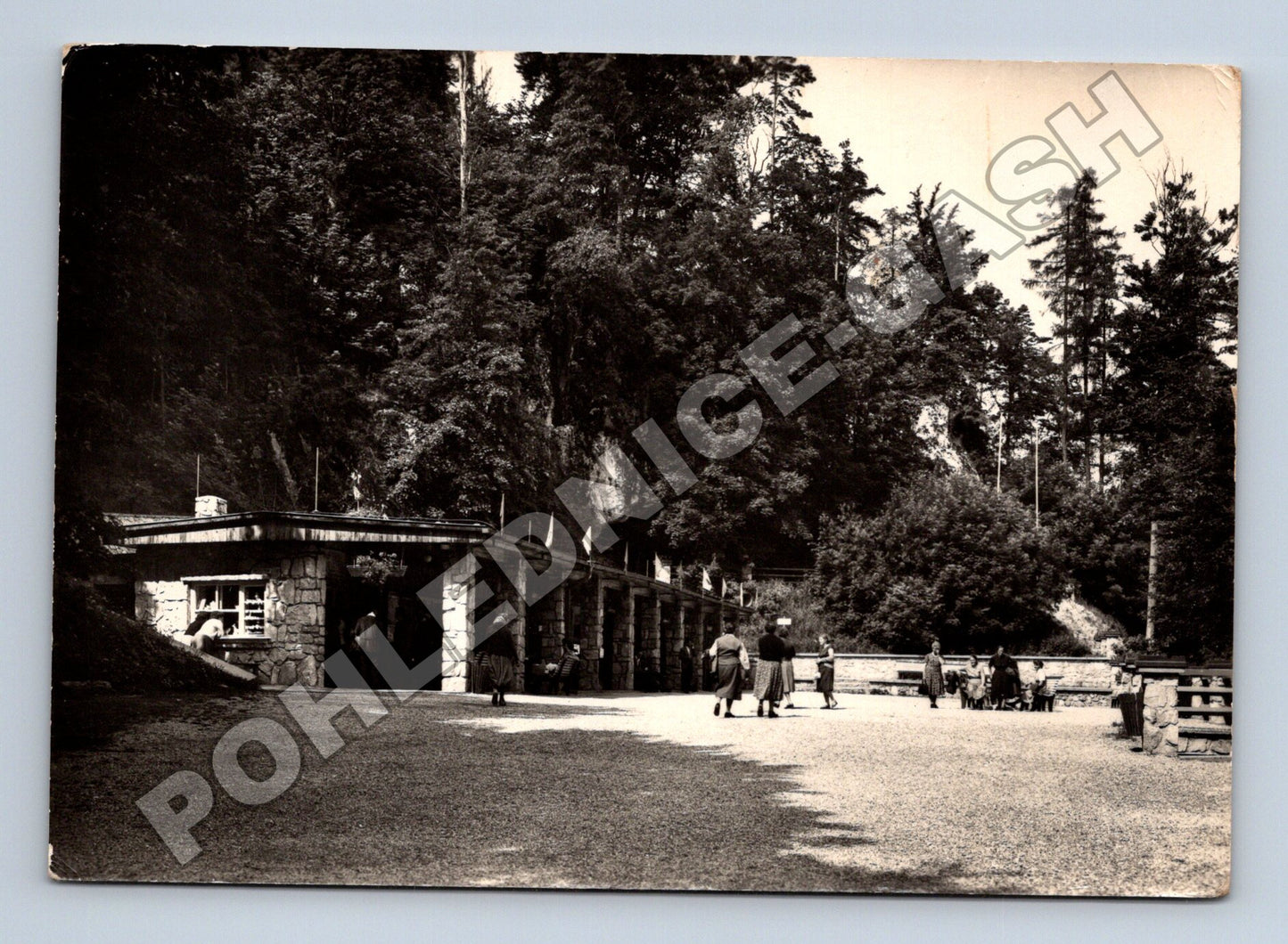 Pohlednice Javoříčské jeskyně nástupiště 1947 (M34329)