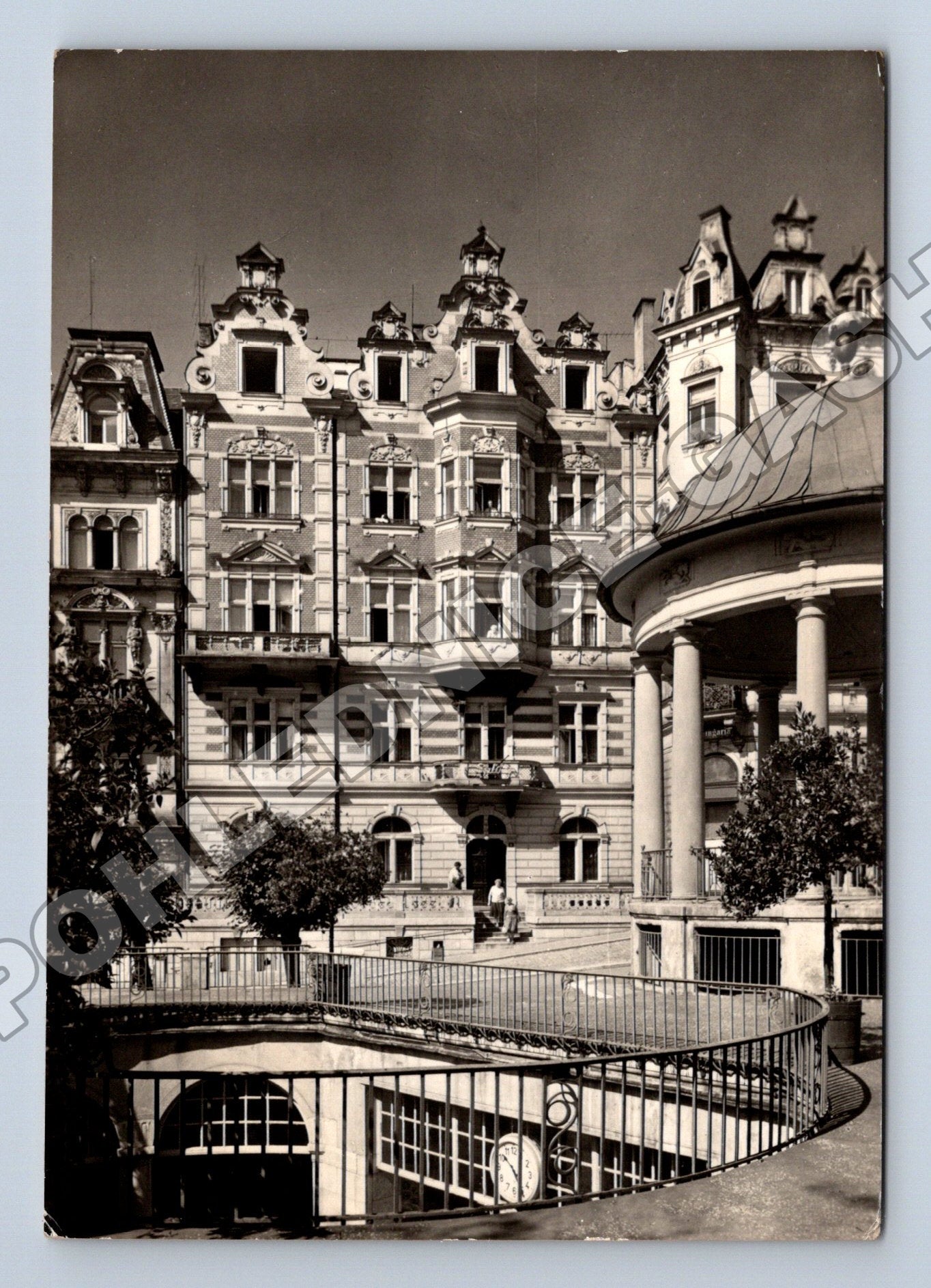 Pohlednice Karlovy Vary Lázeňský dům Split 1964 (M34367)