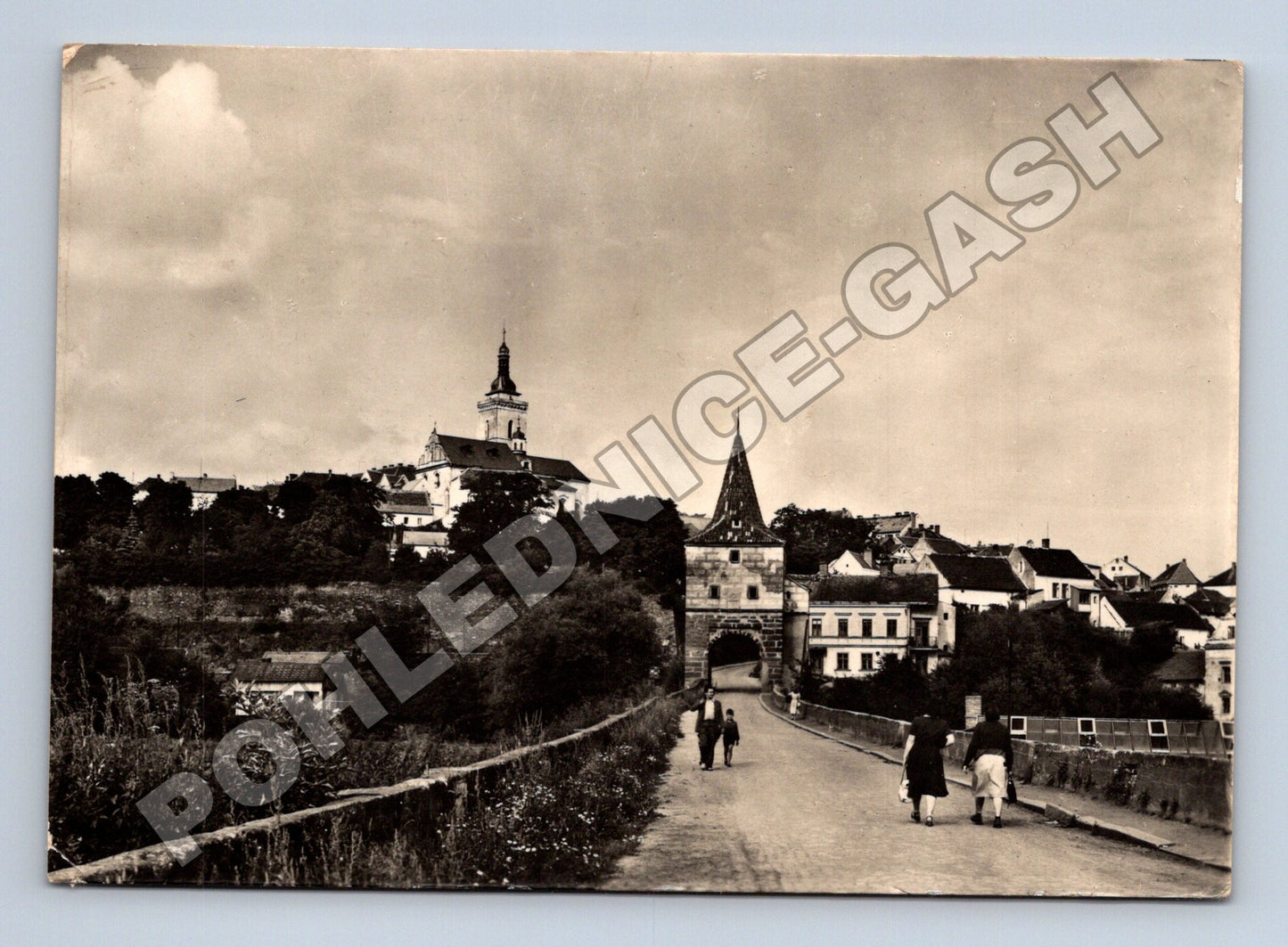 Pohlednice Stříbro Branka městská brána kostel 1950s (M34401)