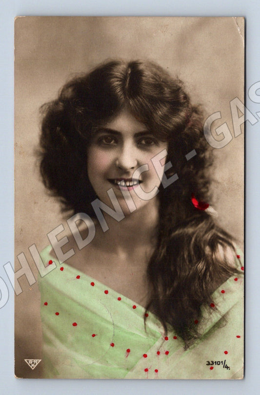 Pohlednice portrét ženy ruční kolor (M3456)