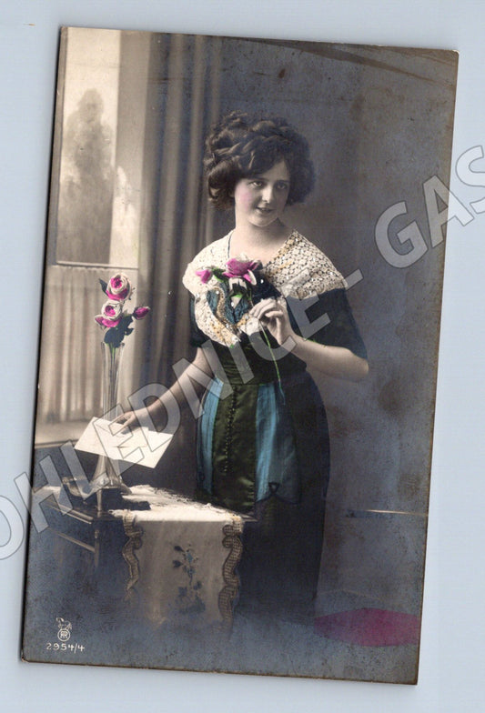 Pohlednice kolorovaná dáma 1912 (M3464)