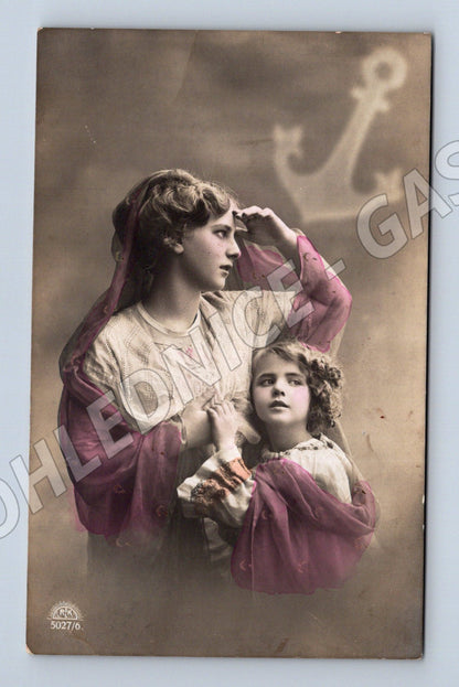 Pohlednice matka a dcera kolor ČR do 1950 (M3489)