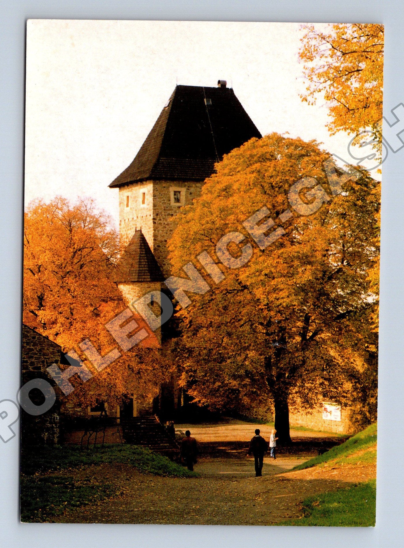 Pohlednice Hrad Helfštýn 2. nádvoří 1999 (M35209)