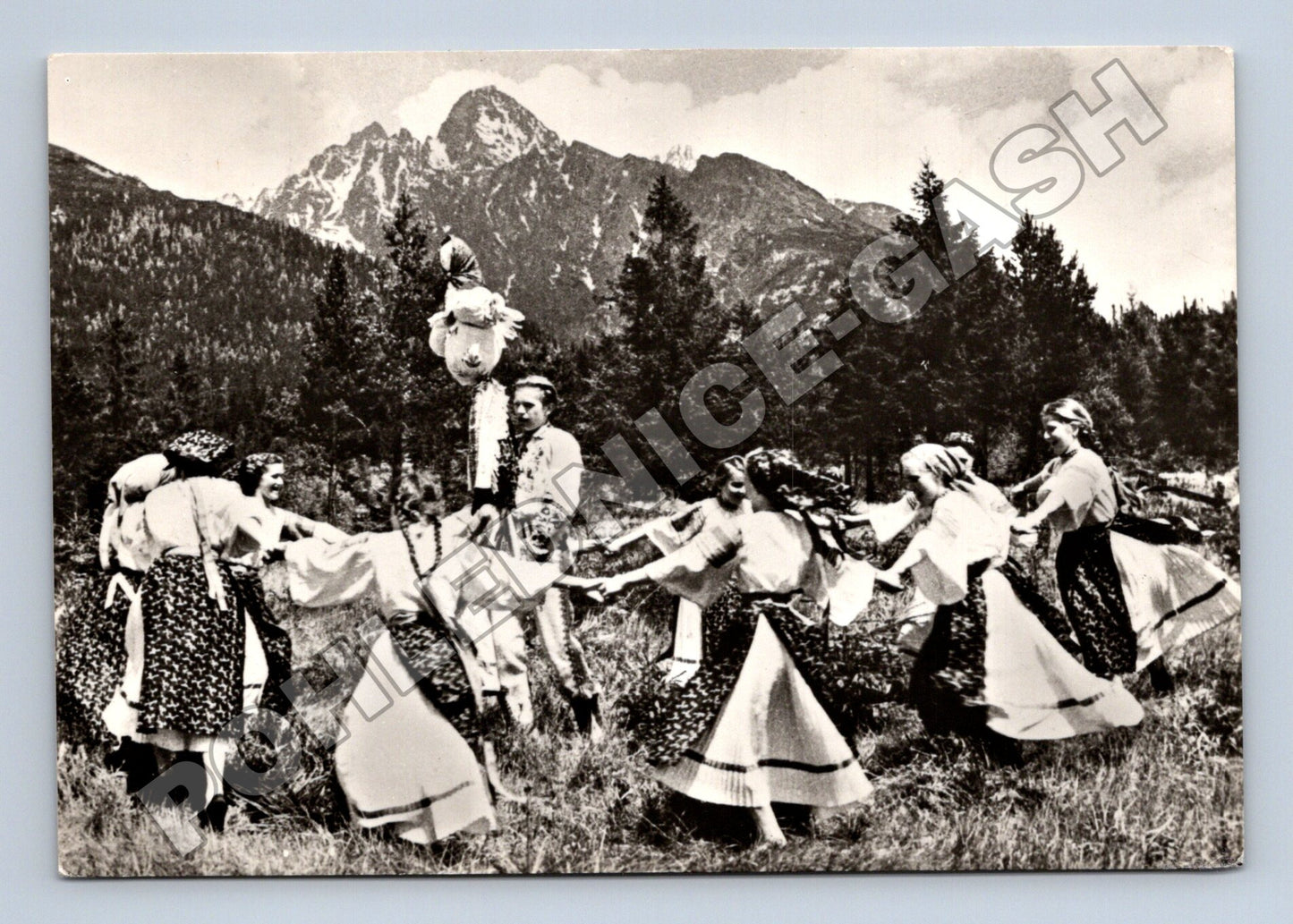 Pohlednice Slovensko folklorní tanec Velikonoce (M35444)