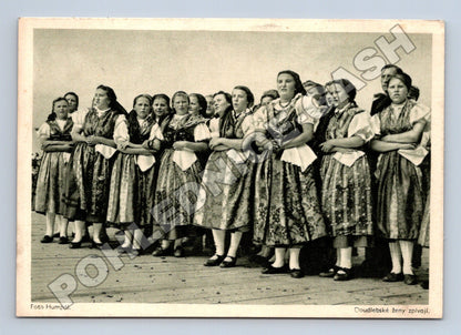 Pohlednice Doudlebské ženy zpívají 1944 (M35452)