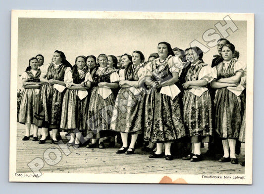 Pohlednice Doudlebské ženy zpívají 1944 (M35455)